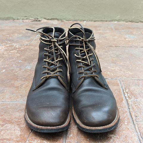 View photo of Red Wing Merchant in S.B. Foot Ebony Harness