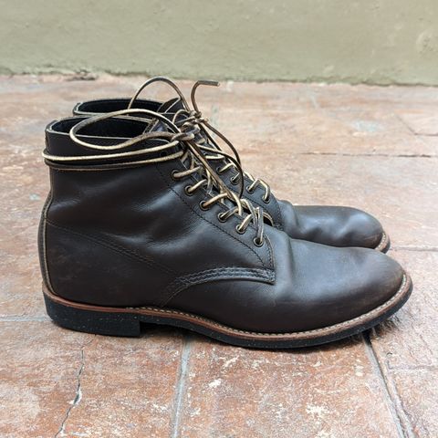 View photo of Red Wing Merchant in S.B. Foot Ebony Harness