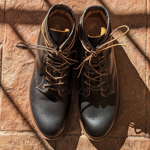 Red Wing Beckman Flatbox in S.B. Foot Black Klondike
