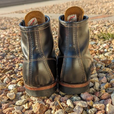 View photo of Red Wing Beckman Flatbox in S.B. Foot Black Klondike