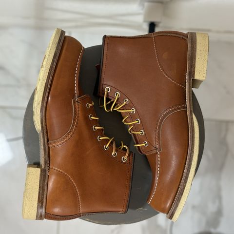 View photo of Red Wing 6-Inch Classic Moc in S.B. Foot Oro Legacy