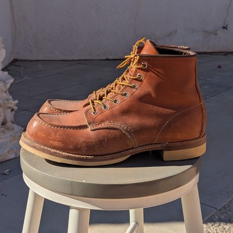 View photo of Red Wing 6-Inch Classic Moc in S.B. Foot Oro Legacy