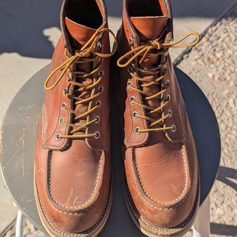 View photo of Red Wing 6-Inch Classic Moc in S.B. Foot Oro Legacy