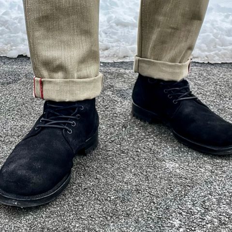 Viberg Service Boot in Seidel Black Oil Tan Roughout
