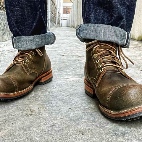 View photo of Viberg Service Boot BCT in Horween Dark Olive Waxed Flesh