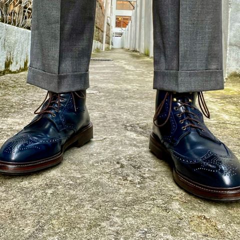 Search result thumbnail of Crockett & Jones Lindrick in Horween Navy Shell Cordovan