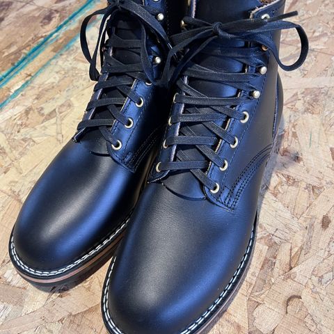 Nicks Free Range in Wickett & Craig Black Oiled Latigo