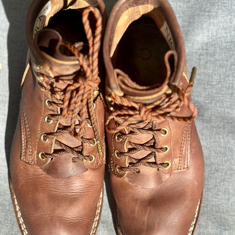 Nicks MTO in Horween Whiskey Predator