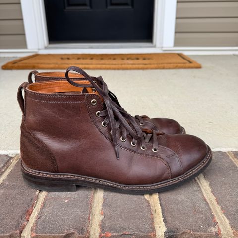 Allen Edmonds Discovery Lace To Toe in Allen Edmonds Brown Vegetable Tanned