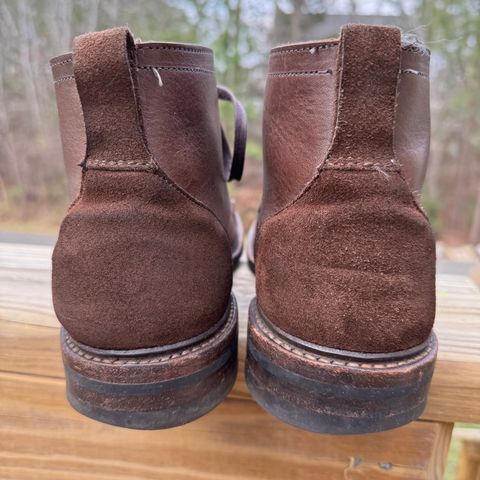 Allen Edmonds Discovery Lace To Toe in Allen Edmonds Brown Vegetable Tanned