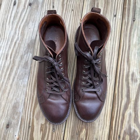 Allen Edmonds Discovery Lace To Toe in Allen Edmonds Brown Vegetable Tanned