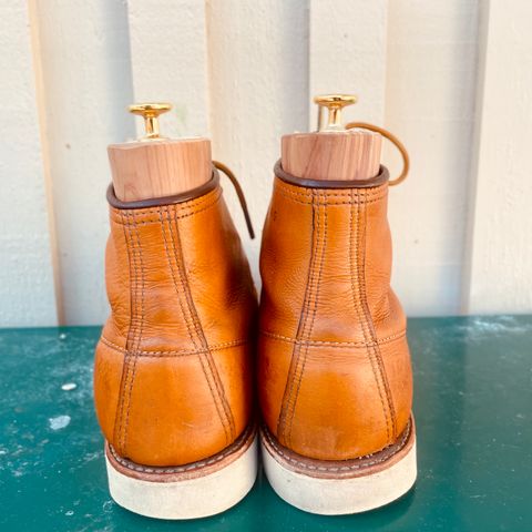 View photo of Irish Setter 6-Inch Classic Moc in Gold Russet Sequoia