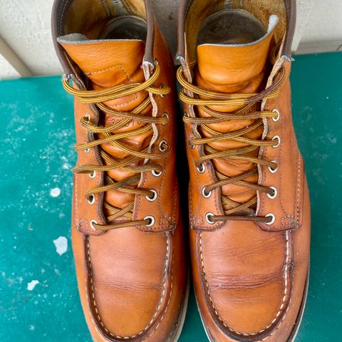 View photo of Irish Setter 6-Inch Classic Moc in Gold Russet Sequoia