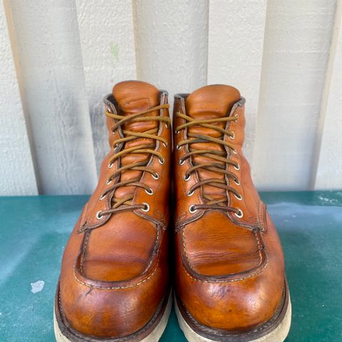 View photo of Irish Setter 6-Inch Classic Moc in Gold Russet Sequoia