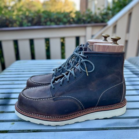 View photo of Red Wing 8883 in Concrete Rough & Tough leather