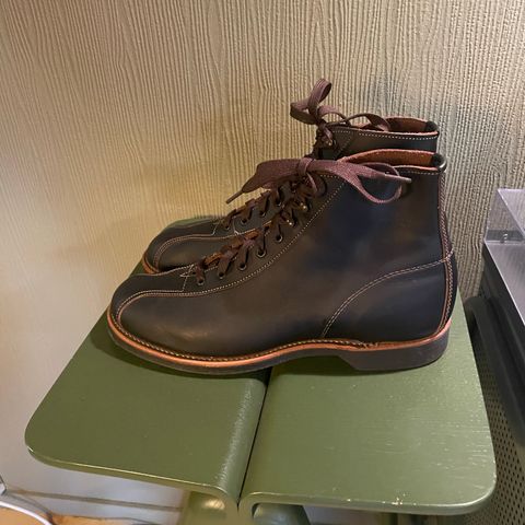 Red Wing 1920s Outing Boot in S.B. Foot Black Prairie