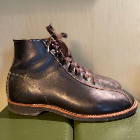 Red Wing 1920s Outing Boot in S.B. Foot Black Prairie