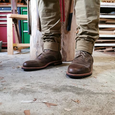 Kustom Kraft Unlisted Model in Unknown Leather