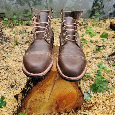 Kustom Kraft Unlisted Model in Unknown Leather