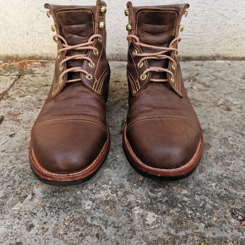 Kustom Kraft Unlisted Model in Unknown Leather