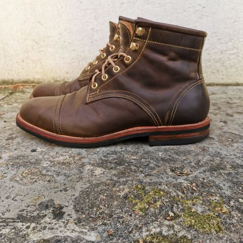 Kustom Kraft Unlisted Model in Unknown Leather