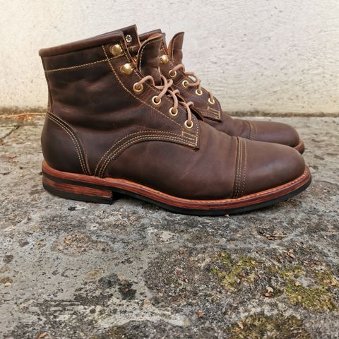 Kustom Kraft Unlisted Model in Unknown Leather