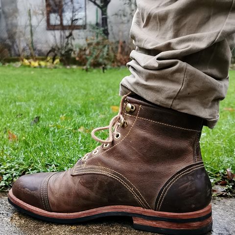 Kustom Kraft Unlisted Model in Unknown Leather