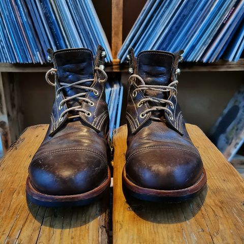 Kustom Kraft Unlisted Model in Unknown Leather