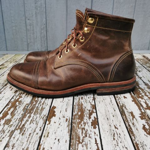Kustom Kraft Unlisted Model in Unknown Leather