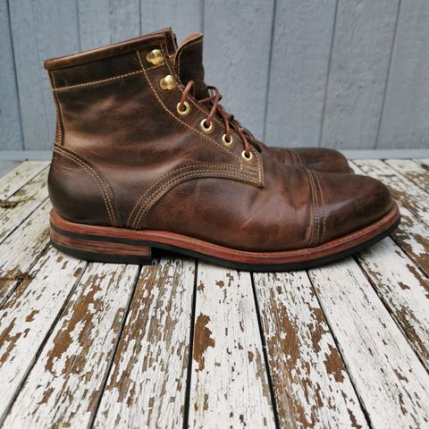 Kustom Kraft Unlisted Model in Unknown Leather