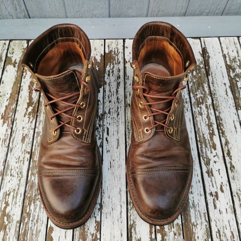 Kustom Kraft Unlisted Model in Unknown Leather