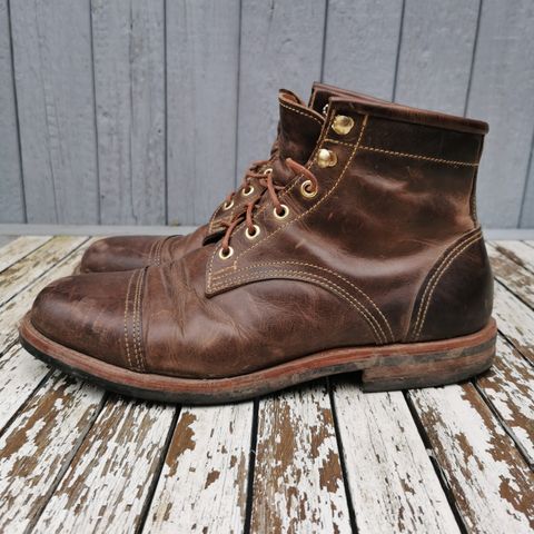 Kustom Kraft Unlisted Model in Unknown Leather