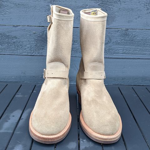 Chippewa 11" Engineer Boot in Sand Roughout