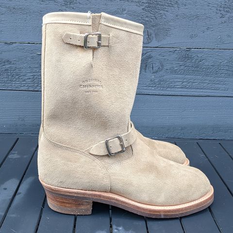 Chippewa 11" Engineer Boot in Sand Roughout