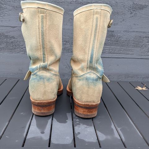 Chippewa 11" Engineer Boot in Sand Roughout