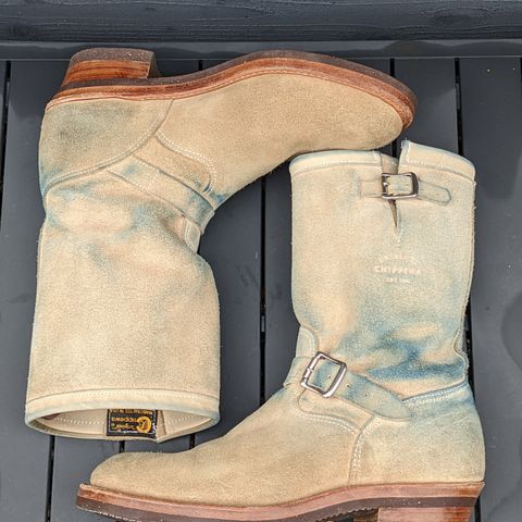 Chippewa 11" Engineer Boot in Sand Roughout