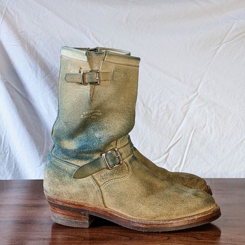 Chippewa 11" Engineer Boot in Sand Roughout