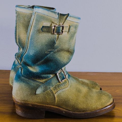 Chippewa 11" Engineer Boot in Sand Roughout