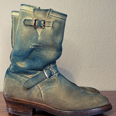 View photo of Chippewa 11" Engineer Boot in Sand Roughout