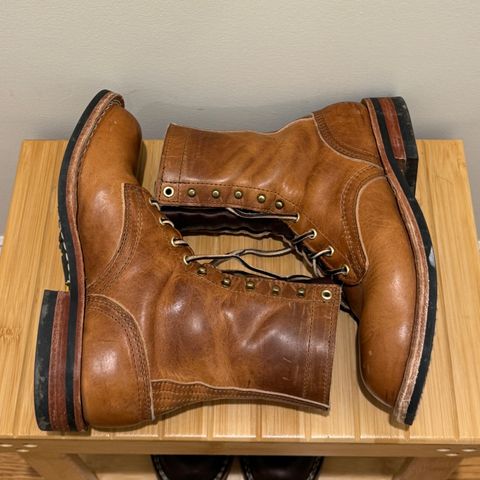 Nicks Officer in Horween Natural Dublin
