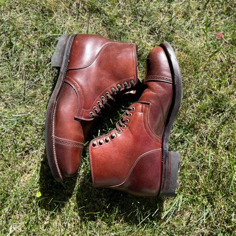 Viberg Service Boot BCT in Horween Color 4 Shell Cordovan
