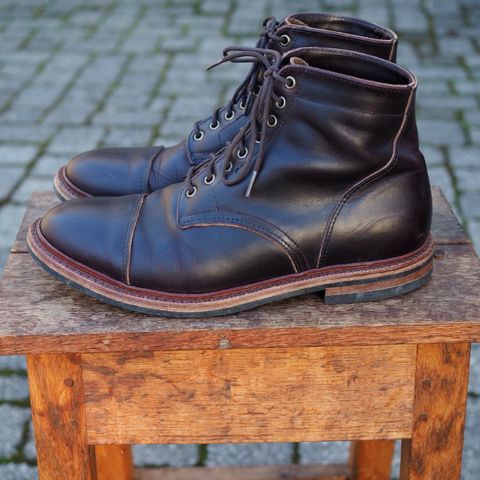 Parkhurst The Richmond in Seidel Dark Burgundy Double Shot