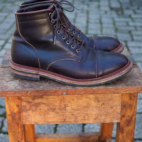 Parkhurst The Richmond in Seidel Dark Burgundy Double Shot
