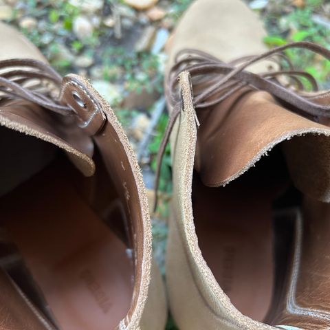Viberg Boondocker in Horween Marine Field Roughout