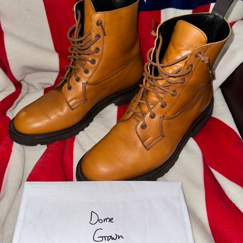 Tricker's Burford Country Boot in Acorn Antique Olivvia Classic