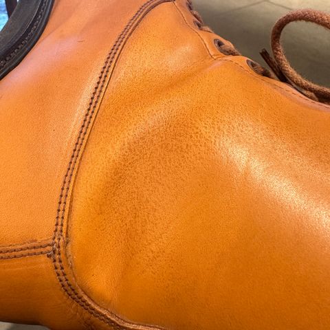 Tricker's Burford Country Boot in Acorn Antique Olivvia Classic
