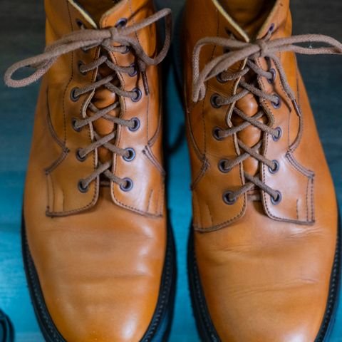 Tricker's Burford Country Boot in Acorn Antique Olivvia Classic
