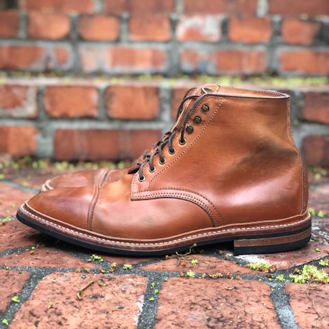 Oak Street Bootmakers Lakeshore Boot in Maryam Natural Horsebutt