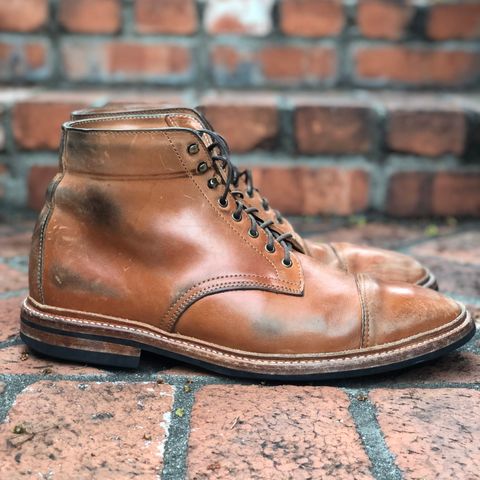 Oak Street Bootmakers Lakeshore Boot in Maryam Natural Horsebutt