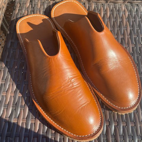 WP Standard Mr. Grumpy Leather Slippers